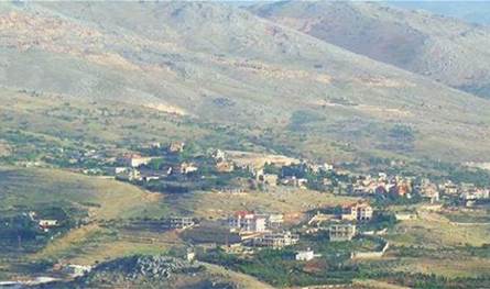 بالصور… إنذار إسرائيلي عاجل في بلدة سحمر في البقاع الغربي 