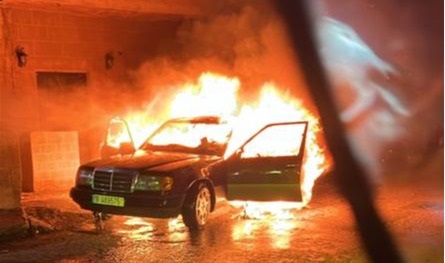 إحتراق سيارة في القبة