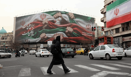 معلومات مفاجئة عن سبب تراجع ترامب لضرب إيران.. صحيفة أميركية تكشفها