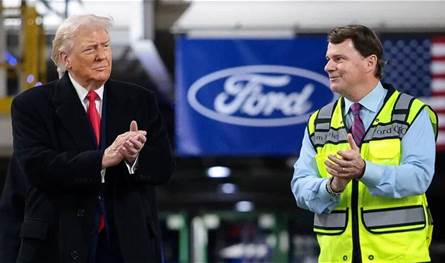 بسبب ترامب.. عامل "فورد" يجني نصف مليون دولار!