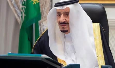 العاهل السعودي يجري فحوصات طبية