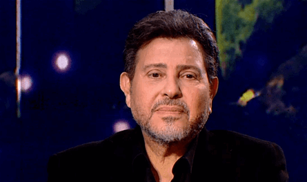 عملية جراحية خضع لها هاني شاكر.. وهذه حالته