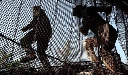 في هذه الدولة… الجنود يُكافأون على كل عملية قتالية مؤكدة!