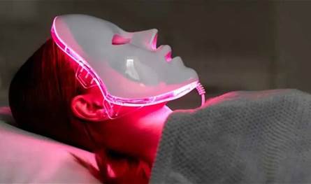 قبل أن تعتمدي أقنعة LED… ما الذي يجب أن تعرفيه؟