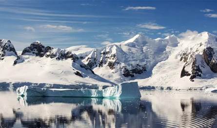 جبال ووديان تحت الجليد… اكتشاف جديد تحت القطب الجنوبي