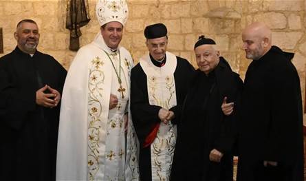 الراعي يشارك في تجديد نذور الرهبانية المارونية المريمية