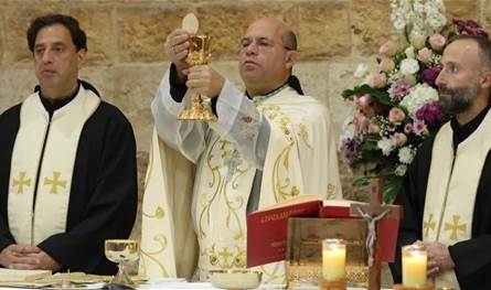 الاباتي محفوظ احتفل بالقداس بمناسبة عيد مار أنطونيوس الكبير