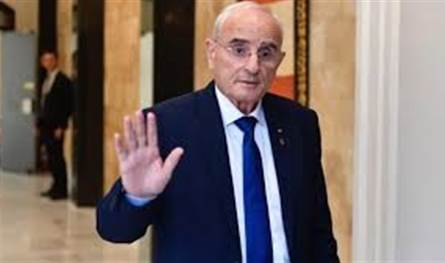 وزير الدفاع في قطر للمشاركة في معرض الدوحة الدولي للدفاع البحري