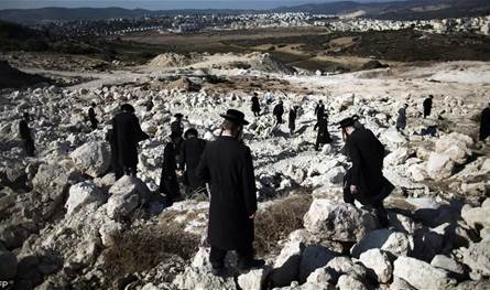 اعتقالات ليلية وتحقيق "سري للغاية".. اليكم ما يجري في اسرائيل