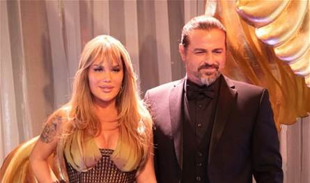 "شو الها معنى قدام الناس".. قُبلة حميمة بين نيكول سابا ويوسف الخال تعرضهما للهجوم (فيديو) 