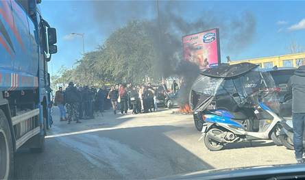 أمام مبنى مديرية الجمارك... اعتصام لأهالي شهداء المرفأ