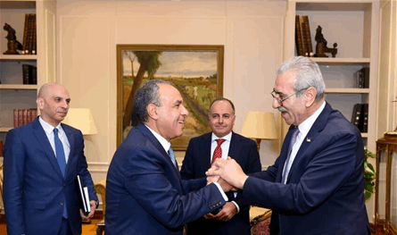 مصر تؤكد دعمها للجنة الوطنية لإدارة قطاع غزة