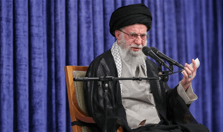 الاقوى في الدولة.. كيف يحمي الحرس الثوري الإيراني سلطة خامنئي؟