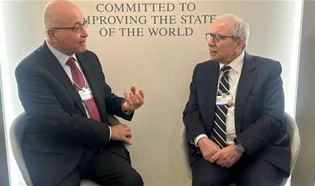 نحو نصف مليون عائد في عام واحد.. سلام والمفوض السامي يبحثان تسريع العودة السورية