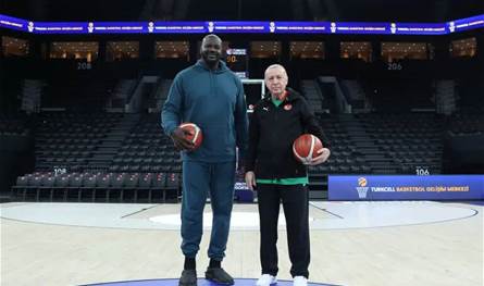 أسطورة الـ NBA شاكيل أونيل يشارك الرئيس التركي فعاليات رياضية