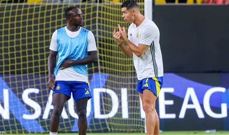 بسبب "كأس أفريقيا".. مكالمة خاصة من رونالدو لماني بعد اعتلاء عرش القارة