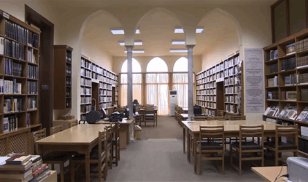 ندوة فكريّة في مكتبة بعقلين