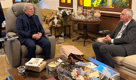 الرئيس الجميّل استقبل السفير الفرنسي وبحث دعم الجيش  