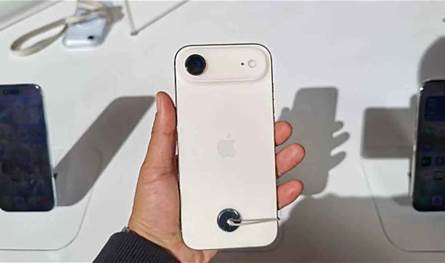 أبل تتحدى التوقعات وتطلق iPhone Air 2 قريباً