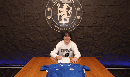 من هو "ميسي المغرب" الذي وقع لتشيلسي؟