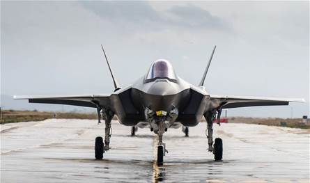 "أسود الجنوب" و"النسر الذهبي" على أهبة الاستعداد... هل دقّت ساعة الصفر؟