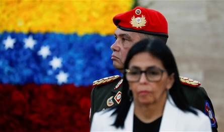 فنزويلا: تحركات عسكرية جديدة لتعزيز سلطة الرئيسة المؤقتة
