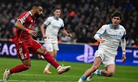 ليفربول يهزم مارسيليا بثلاثية في دوري الأبطال