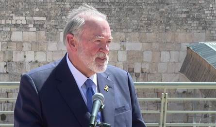 السفير الأميركي في إسرائيل: كل الخيارات مطروحة ضد إيران وترامب سيفي بوعده