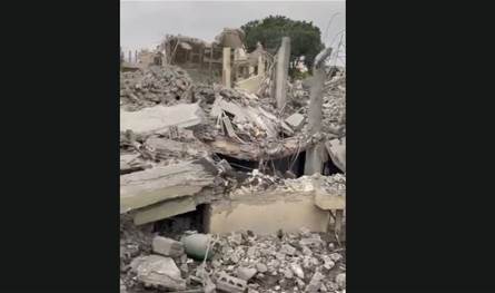 منازل سويت على الأرض.. هكذا بدا المشهد في بلدة أنصار عقب الغارات الاسرائيلية