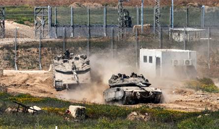 ذريعة "الرهينة الأخير".. هل تقترب إسرائيل من تنفيذ عملية عسكرية في غزة؟