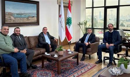  وفد من "تيار المستقبل" زار النفي وتأكيد على اهمية تطوير المرفأ