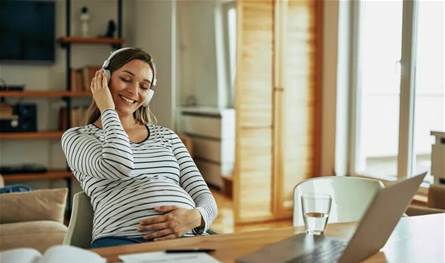 كيف تؤثر أصوات الأم على تطور الجنين؟