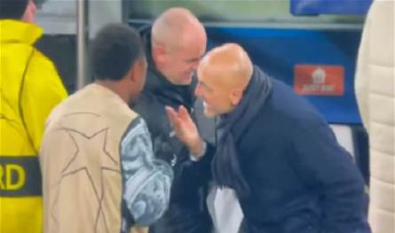 بالفيديو... لماذا "صفع" سباليتي لاعبه على الوجه قبل دخوله إلى الملعب؟