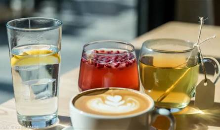 7 مشروبات تعزز صحة الدماغ والذاكرة