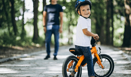 طالب ماجستير يحوّل "تعليم ركوب الدراجات" إلى مشروع مربح