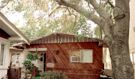 قبل الشهرة والقصور.. شاهدوا أين كان يعيش هؤلاء المشاهير (صور)