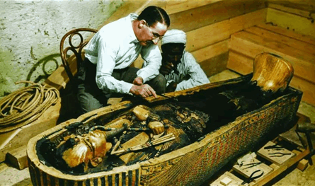 بعد قرن على اكتشافه.. وثائق تُعيد فتح ملف كارتر ومقبرة توت عنخ آمون