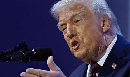 كدمات شديدة على يدّ ترامب... وتوضيح من البيت الأبيض (صور)