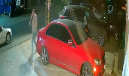 بالفيديو: أطلق النار على أحد المقاهي في صور.. سقوط قتيل وجرح شخصين