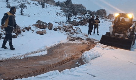 بالصور.. الثلوج تغطي سوريا