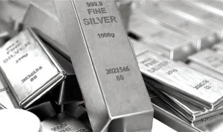 للمرة الأولى في تاريخها.. الفضة تلامس 100 دولار للأوقية