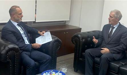 رسامني عرض مع سفير بلجيكا العلاقات الثنائية وتعزيز التعاون المشترك