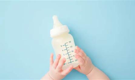 أميركا تسجل تسمم عشرات الأطفال بحليب ملوث