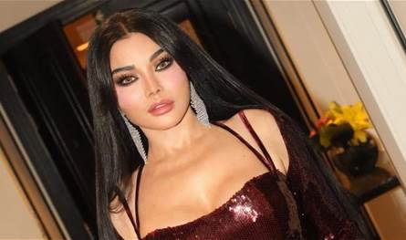 "بدنا نروق".. هيفا وهبي تُشعل المسرح في الرياض وتتعلم الغزل باللهجة السعودية (فيديو)