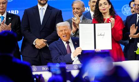 حديثٌ إسرائيليّ عن ثغرات في "خطة ترامب" لغزة.. ماذا قيلَ عن لبنان؟