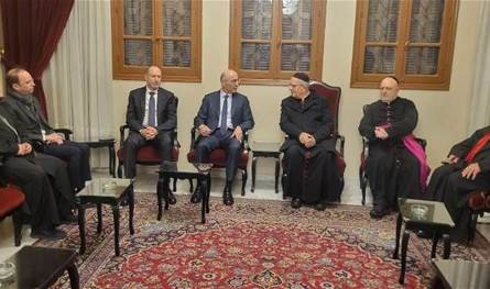 الحجار زار مطرانية صيدا المارونية برفقة محافظي الجنوب والبقاع