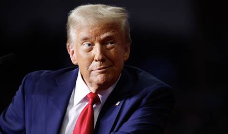 من التحذير إلى التصعيد و "ترقب الضربة".. مسار تصعيد ترامب ضدّ إيران