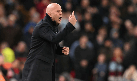 مدرب ليفربول يربط الخسارة الأخيرة بإرهاق اللاعبين