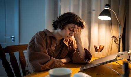 لماذا نشعر بالتوتر والإرهاق في الشتاء؟