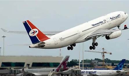 الحوثيون يمنعون هبوط طائرة يمنية في مطار المخا